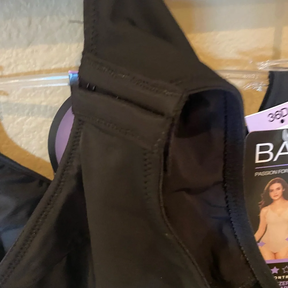 ✨ SALE NWT Firm Control Minimizing Bodysuit in Black - Picture 7 of 10